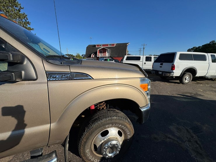 2012-ford-f350-image-29