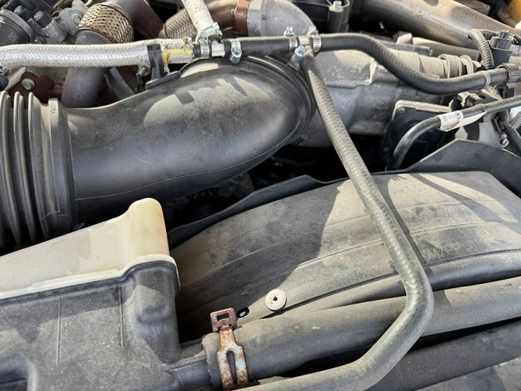2019-ford-f350-xl-image-40