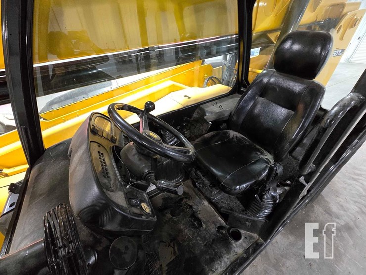 2015-jcb-507-42-image-13