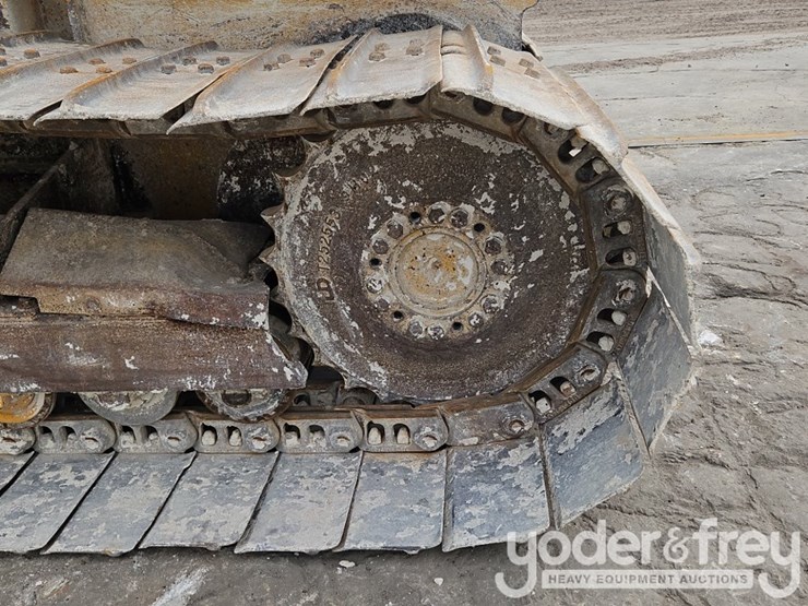 2013-deere-650k-lgp-image-20