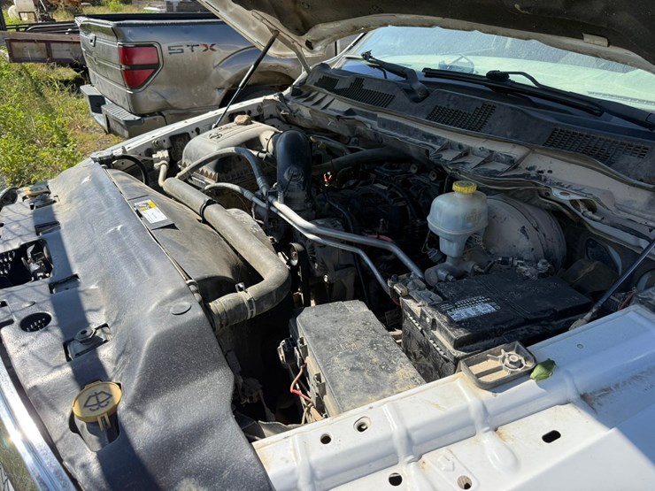 2016-dodge-1500-image-32