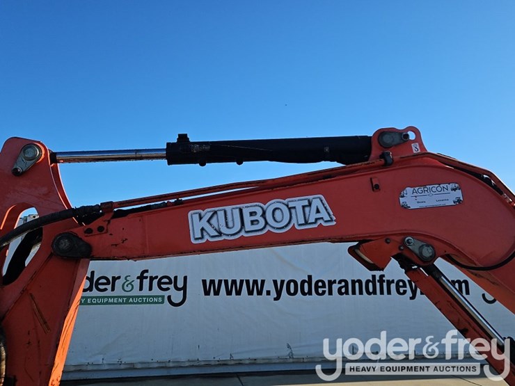 2017-kubota-kx040-4-image-19