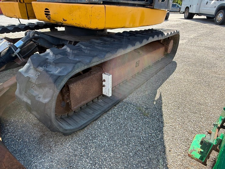 caterpillar-308d-image-14