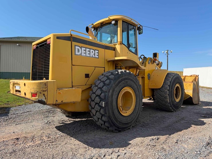 deere-744h-image-15