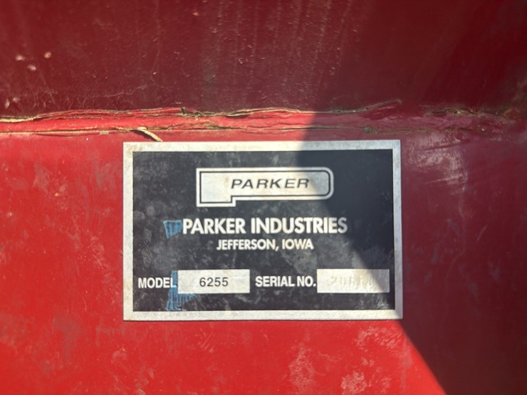 parker-6255-image-10