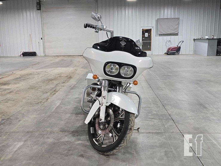 2013-harley-davidson-road-glide-image-7