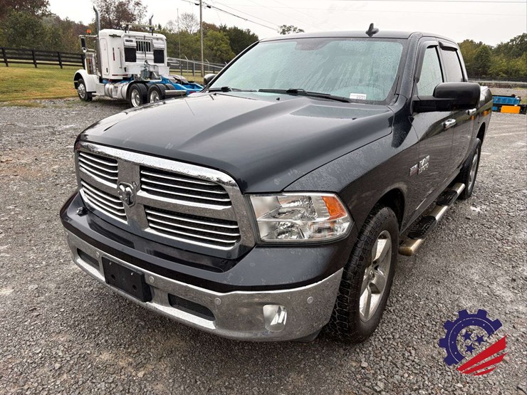 2016-dodge-1500-image-11