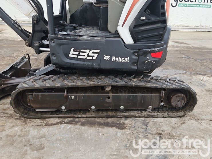 2019-bobcat-e35i-image-17