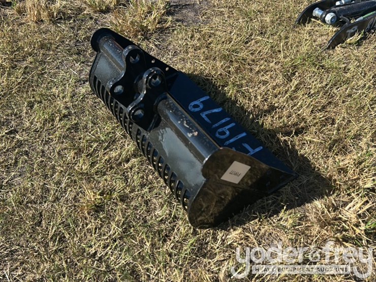 unused-captok-excavator-screening-bucket-image-3