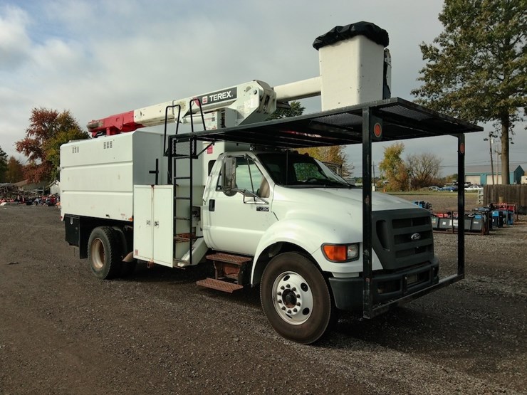 2015-ford-f750-image-3
