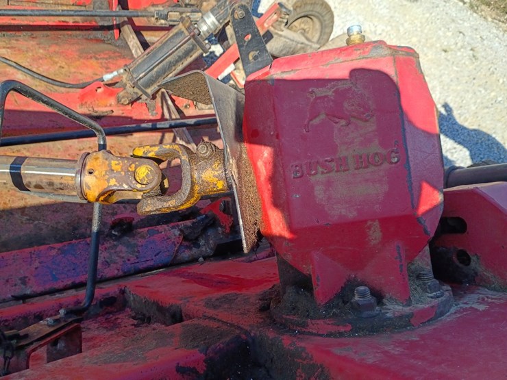 bush-hog-2615-image-16