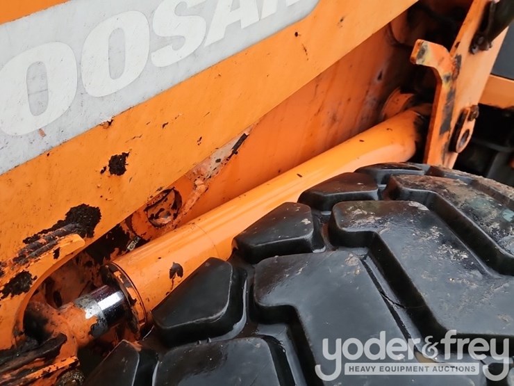 2018-doosan-dl220-5-image-19