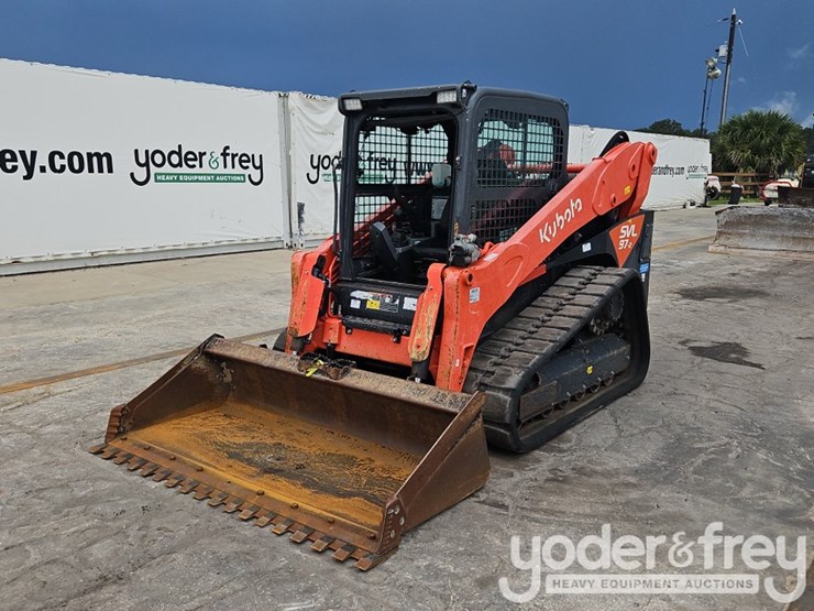 2023-kubota-svl97-2-image-1