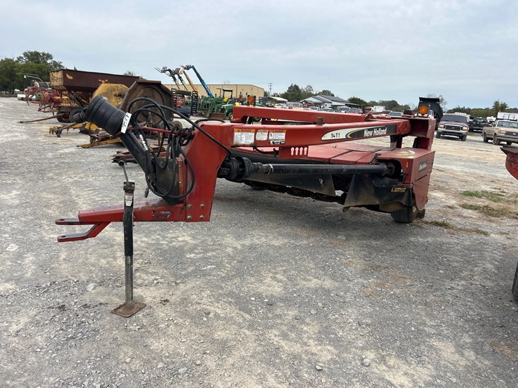 new-holland-1411-image-2