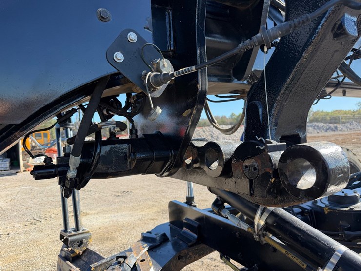 2008-caterpillar-12m-image-27