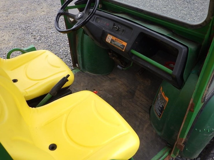john-deere-gator-image-15