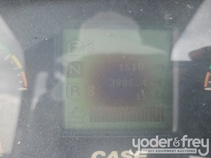 2016-case-850m-image-35