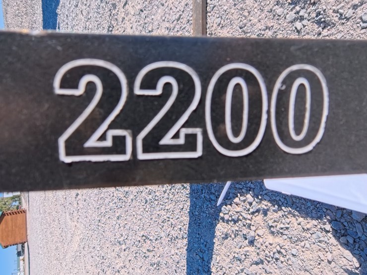 #2097-•-woods-2200-pallet-forks-image-4