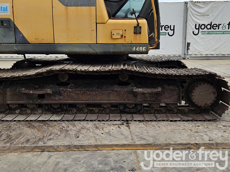 2013-volvo-ec220dl-image-8