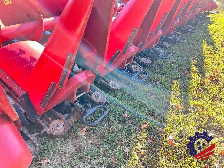 2014-case-ih-4208-image-32
