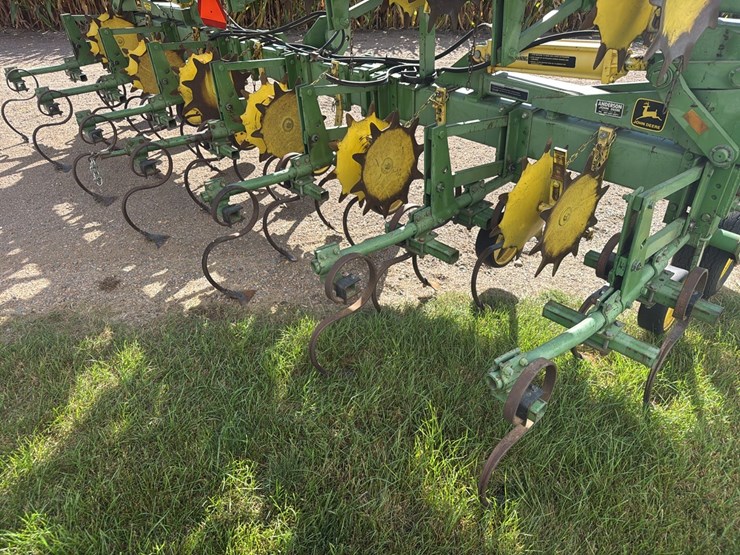 john-deere-85-image-4