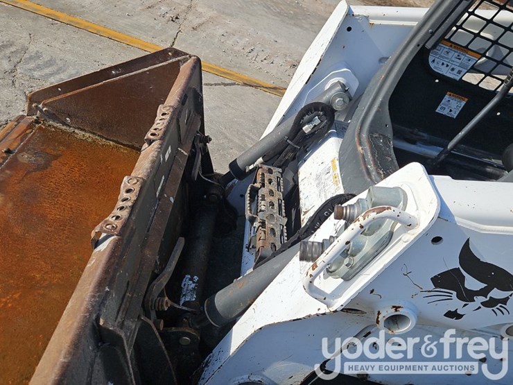 2019-bobcat-t595-image-16