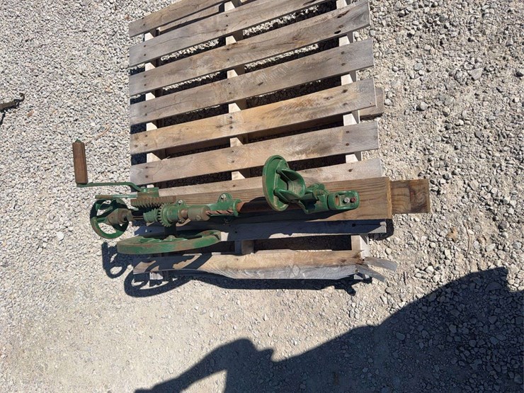 manual-drill-press-image-4
