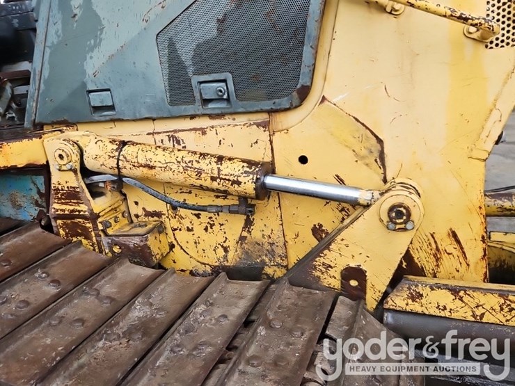 2001-komatsu-d61ex-12-image-15