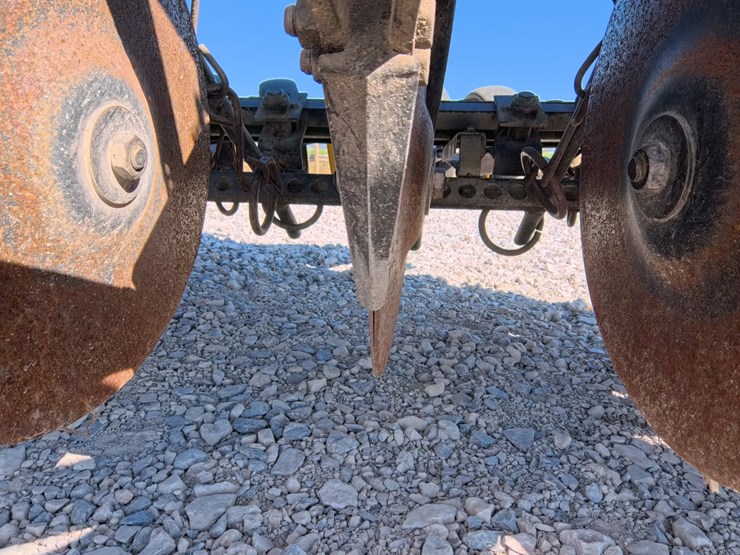 john-deere-450-image-22