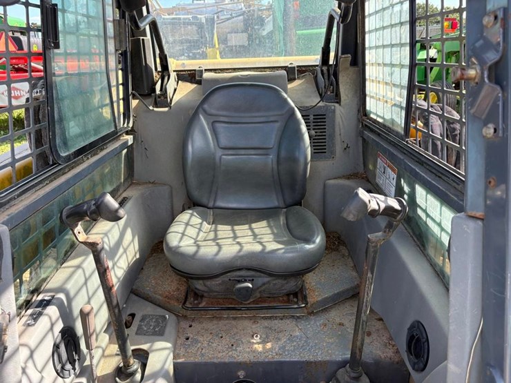gehl-sl7800-turbo-skidsteer-image-14