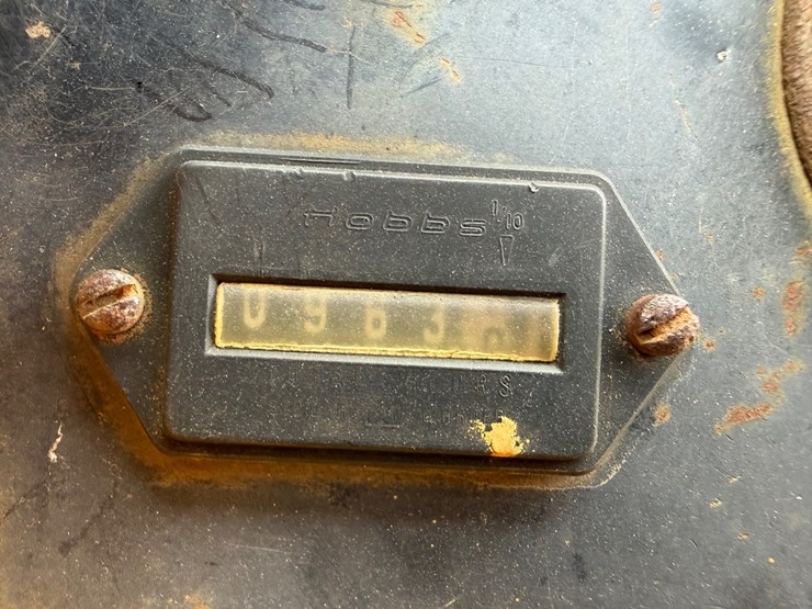 1984-case-1150c-image-21