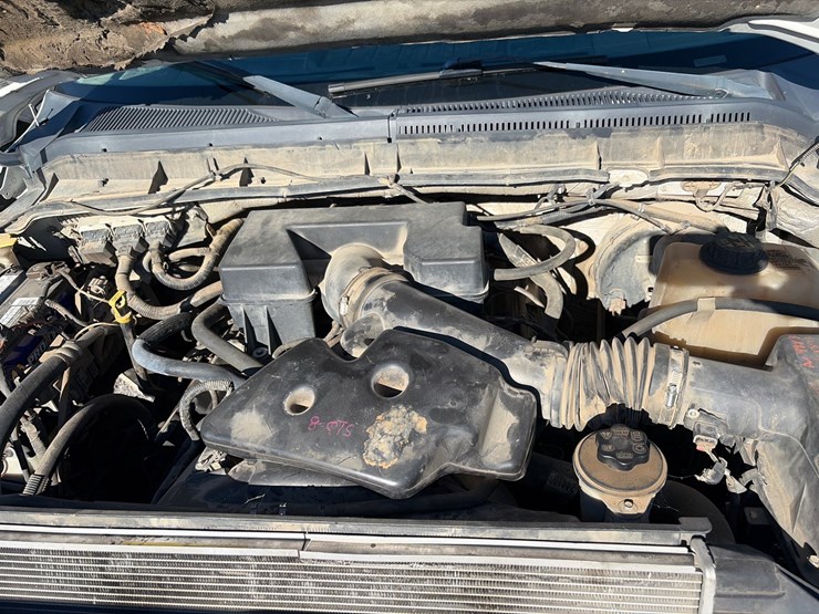 #98-•-2013-ford-xlt-f-250-pickup-truck-image-18