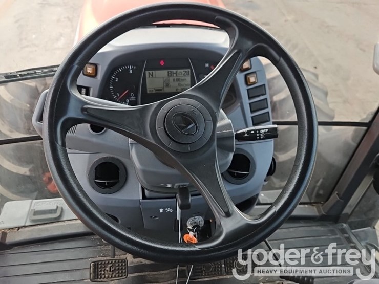 2019-kubota-m6-141-image-28