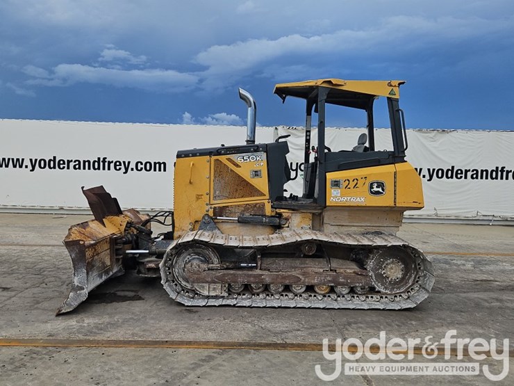 2013-deere-650k-lgp-image-3