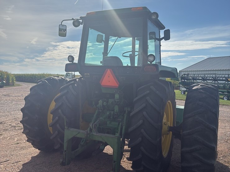 1980-john-deere-4440-image-9