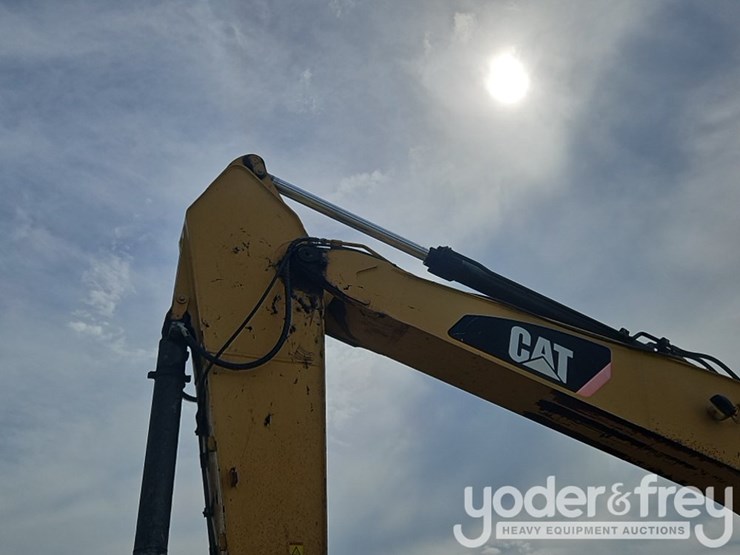 2014-caterpillar-329el-image-18