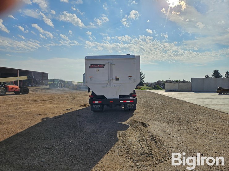 2013-kenworth-t370-image-6