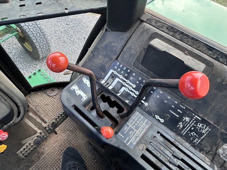 john-deere-4440-image-30
