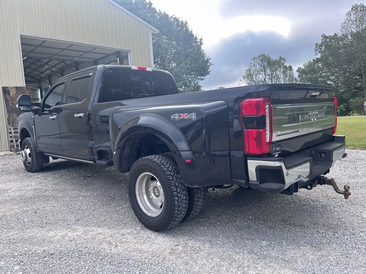 2024-ford-f350-image-5