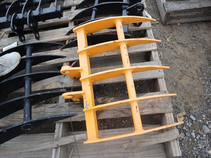 mini-excavator-root-rake-image-2