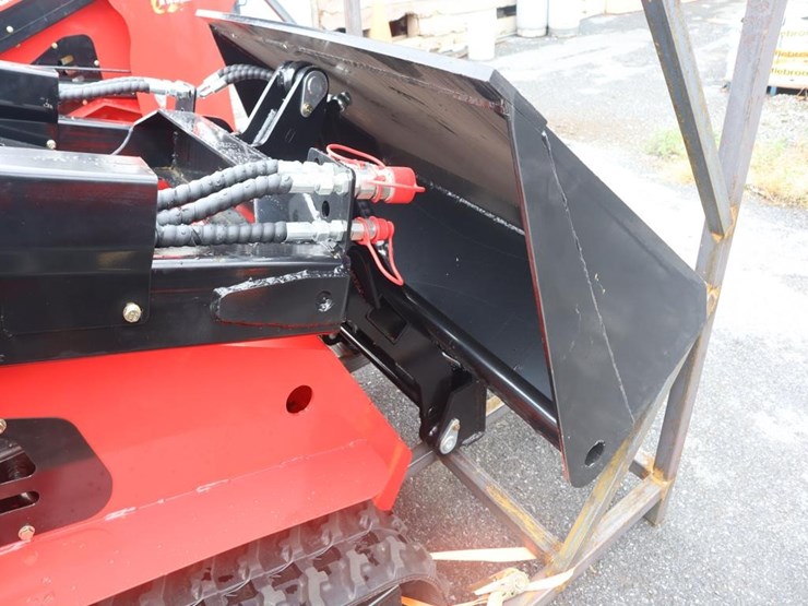 sdlanch-ssl200-skid-steer-loader-image-8