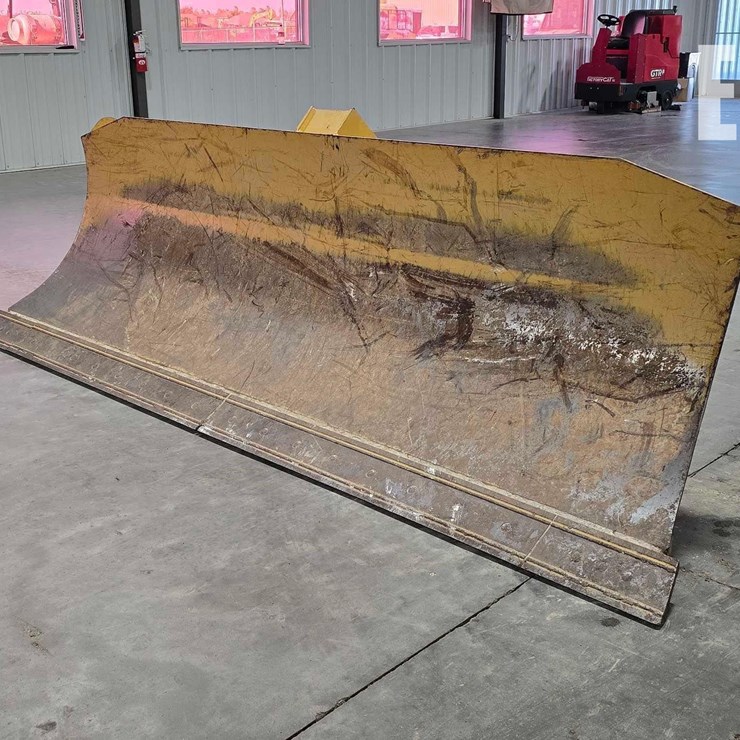 127 INCH DOZER BLADE