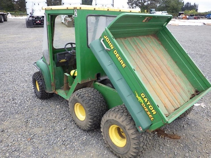 john-deere-gator-image-3