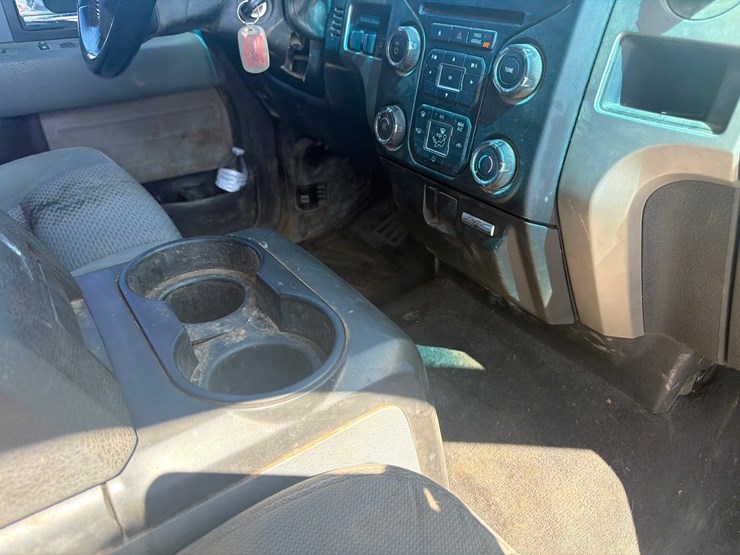 2013-ford-f150-xlt-image-26