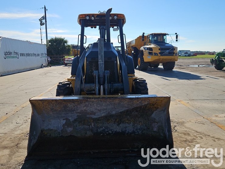 2016-deere-310sl-image-7