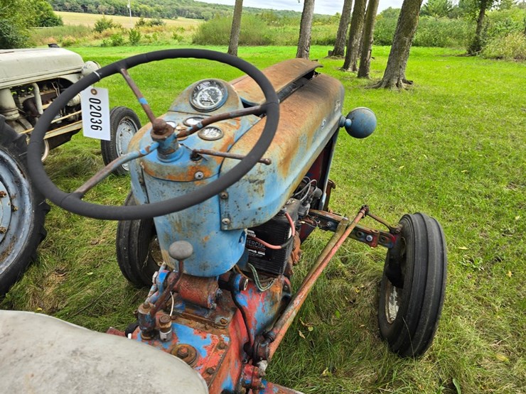 ford-800-image-16