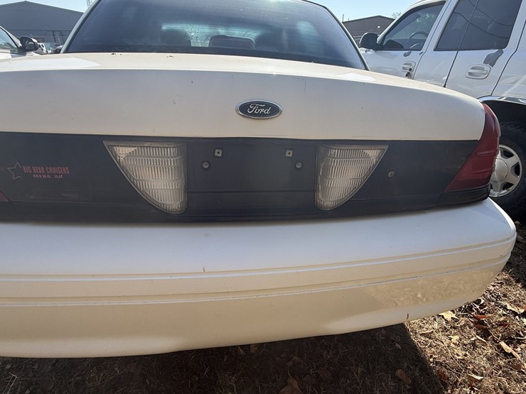 #46835-•-2005-ford-crown-victoria-sedan-2fafp71wx5x153100-inv#46835-image-9