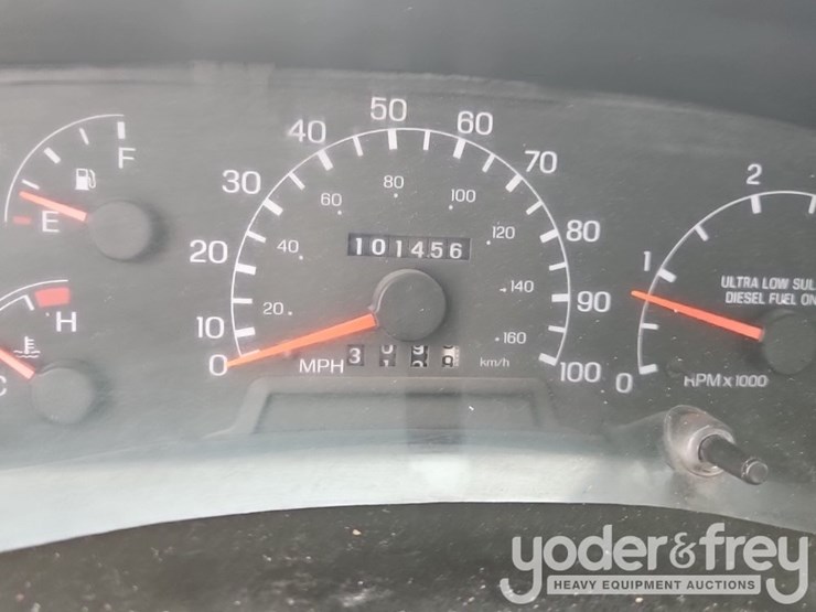 2008-ford-f750-image-35