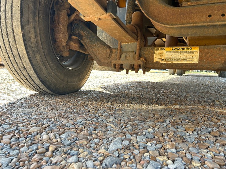 2007-caterpillar-c7-image-15