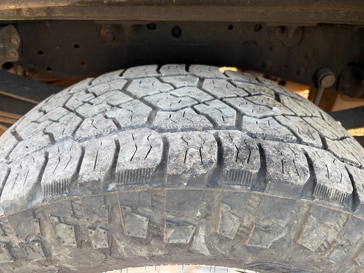 2011-ford-f250-image-9